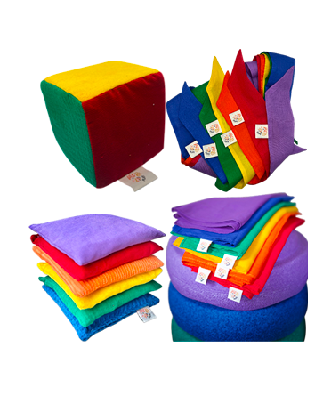 Pit and Play regenboog pittenzakjes dobbelsteen en speeldoeken