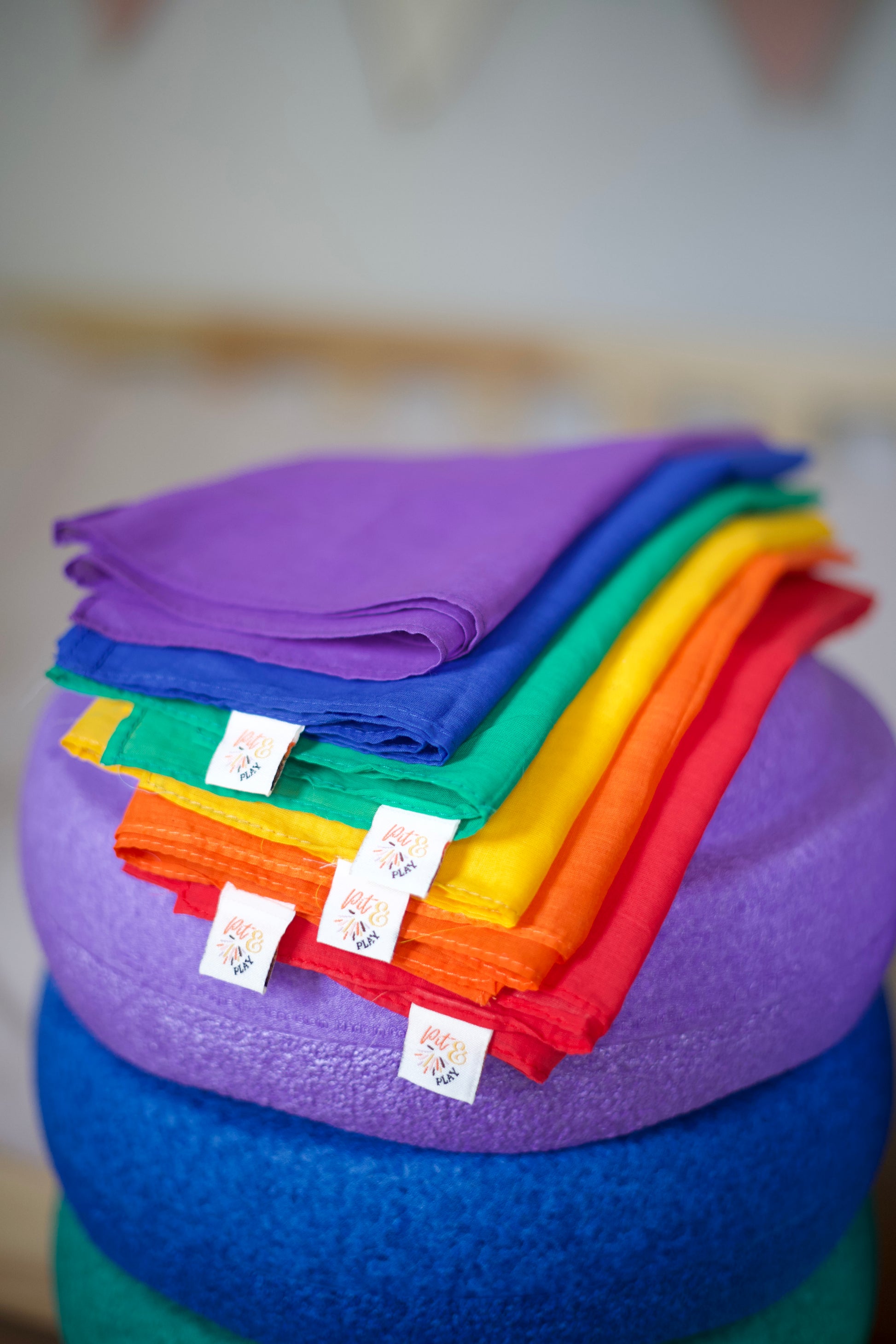 Speeldoek Geel Regenboog - Large 75x75 - Speelkatoen - Pit and play